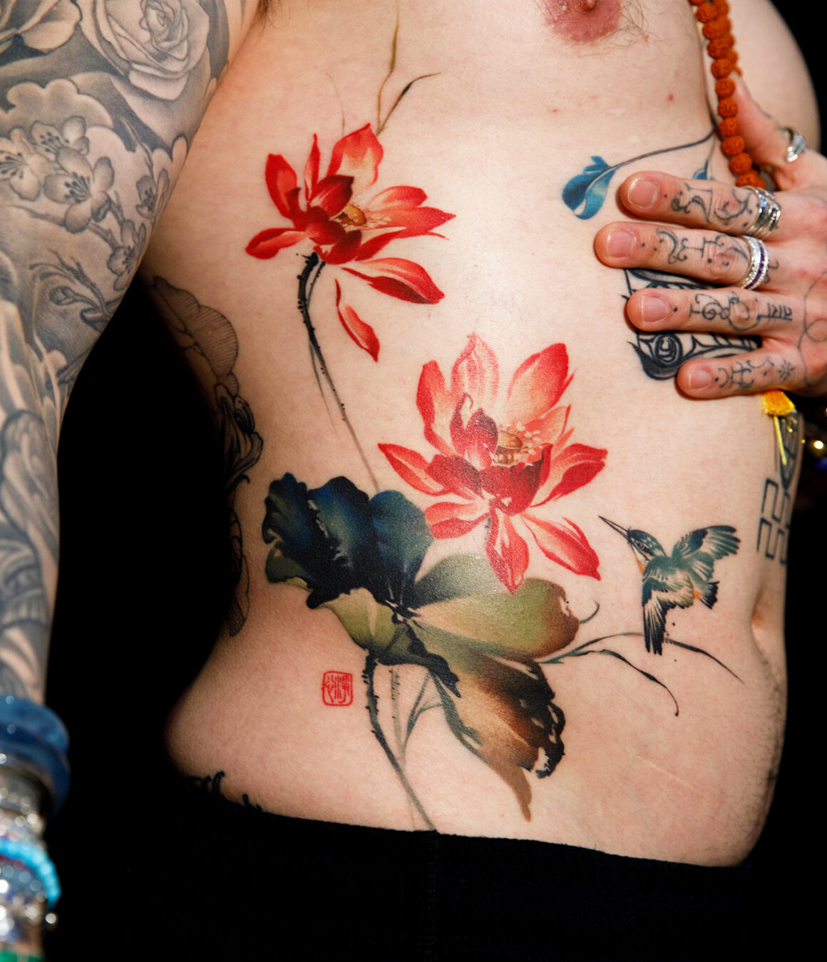 Best Small Tattoo, Mondial Du Tatouage, 1st Prize, Yi-Ching, ph. by @douce_leel