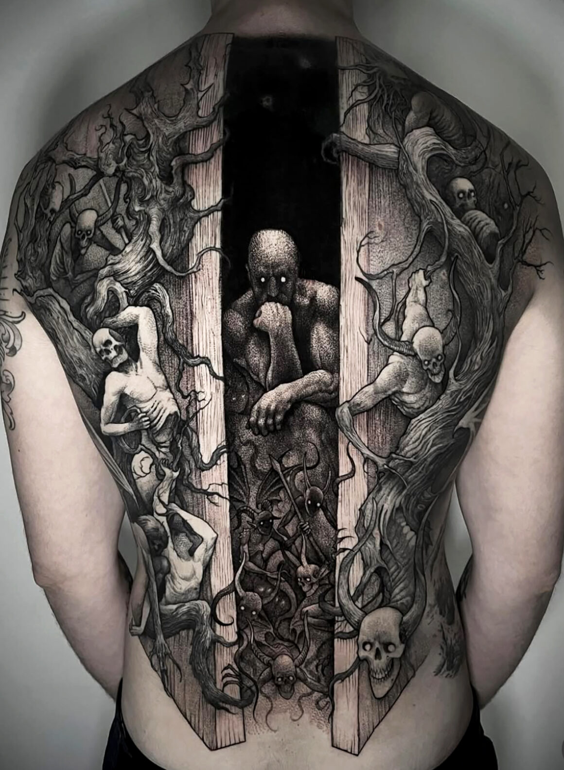 Tattoo by Rob Borbas, @grindesign_tattoo